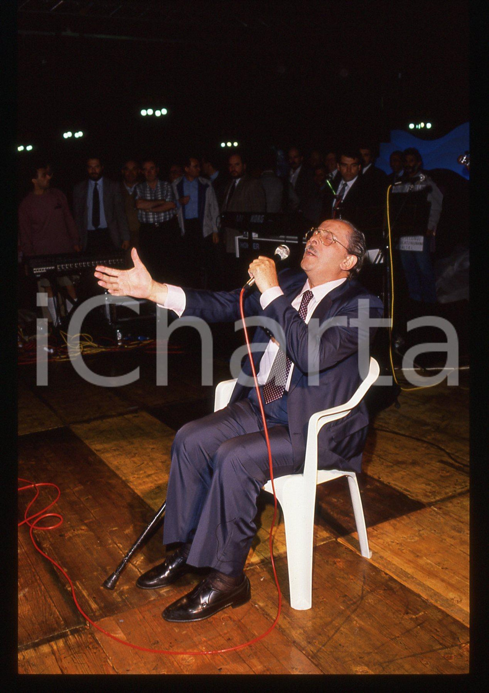 35mm vintage slide* 1989 MILANO Domenico MODUGNO canta ad un comizio del PSDI 14