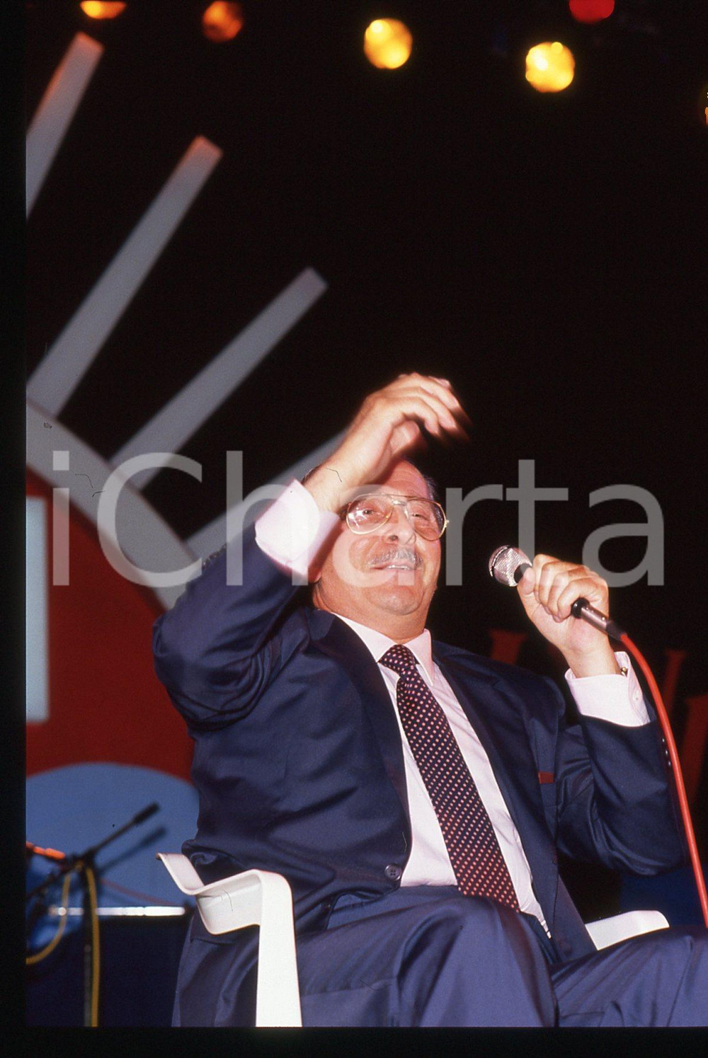 35mm vintage slide* 1989 MILANO Domenico MODUGNO canta ad un comizio del PSDI 30