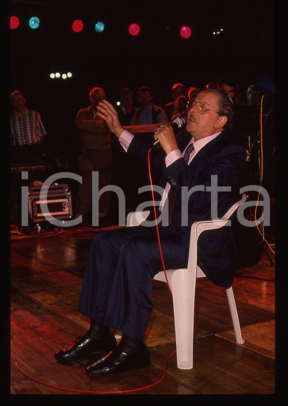 35mm vintage slide* 1989 MILANO Domenico MODUGNO canta ad un comizio del PSDI 71