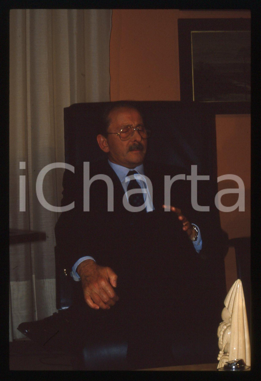 35mm vintage slide* 1990 ca COSTUME - Domenico MODUGNO Ritratto del cantante 10