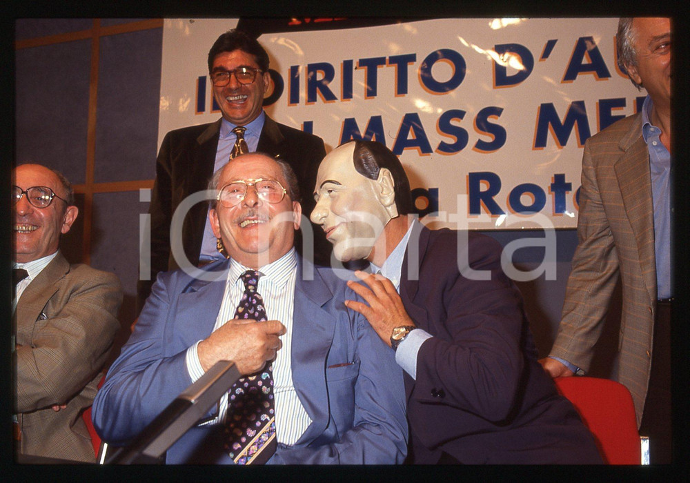 35mm vintage slide* 1992 SAINT VINCENT Domenico MODUGNO a tavola rotonda SNAC 15