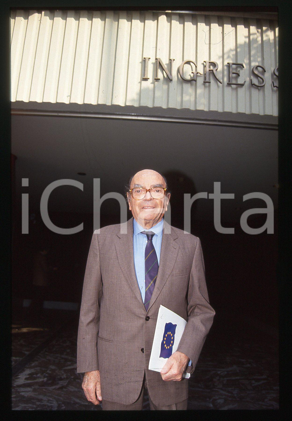 35mm vintage slide* 1990 ca COSTUME Nuccio BERTONE Ritratto dell'imprenditore 10