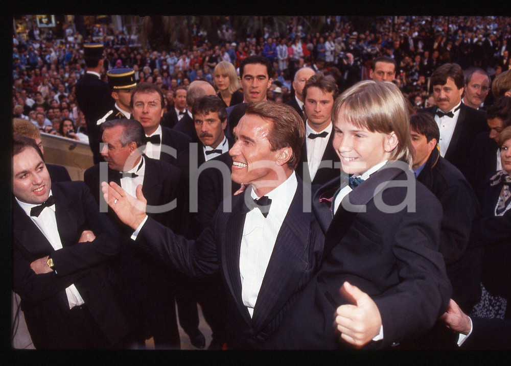 35mm vintage slide* 1993 FESTIVAL CANNES Arnold SCHWARZENEGGER Austin O'BRIEN 17