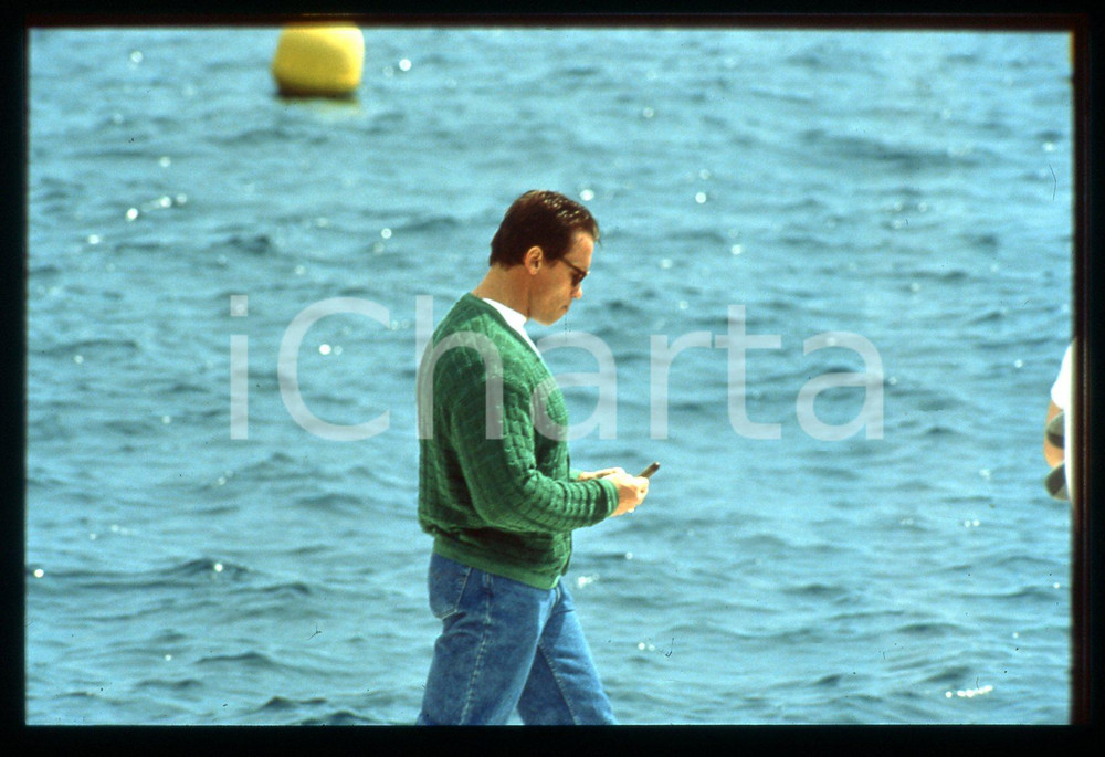 35mm vintage slide* 1991 CANNES - Arnold SCHWARZENEGGER paparazzato sul molo (5)