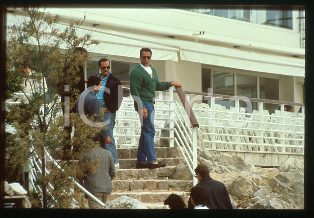 35mm vintage slide* 1991 ANTIBES Arnold SCHWARZENEGGER HOTEL du CAP-EDEN-ROC (4)