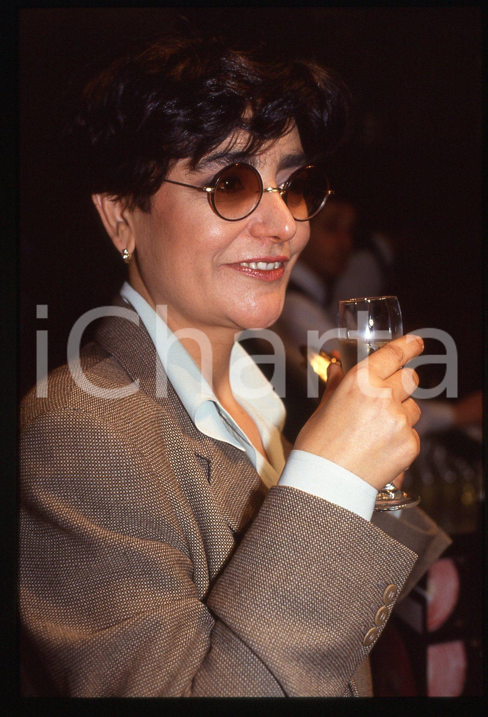 35mm vintage slide* 1992 SANREMO - Mia MARTINI brinda presentazione cd LACRIME 2