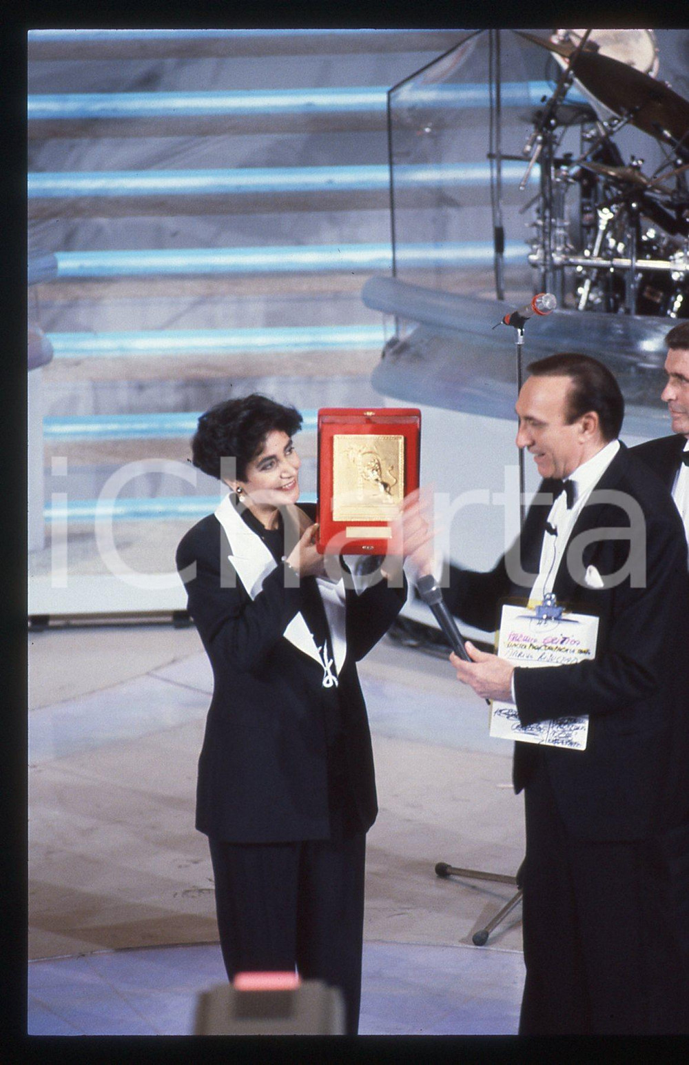 35mm vintage slide* 1992 FESTIVAL SANREMO - Pippo BAUDO intervista Mia MARTINI 4