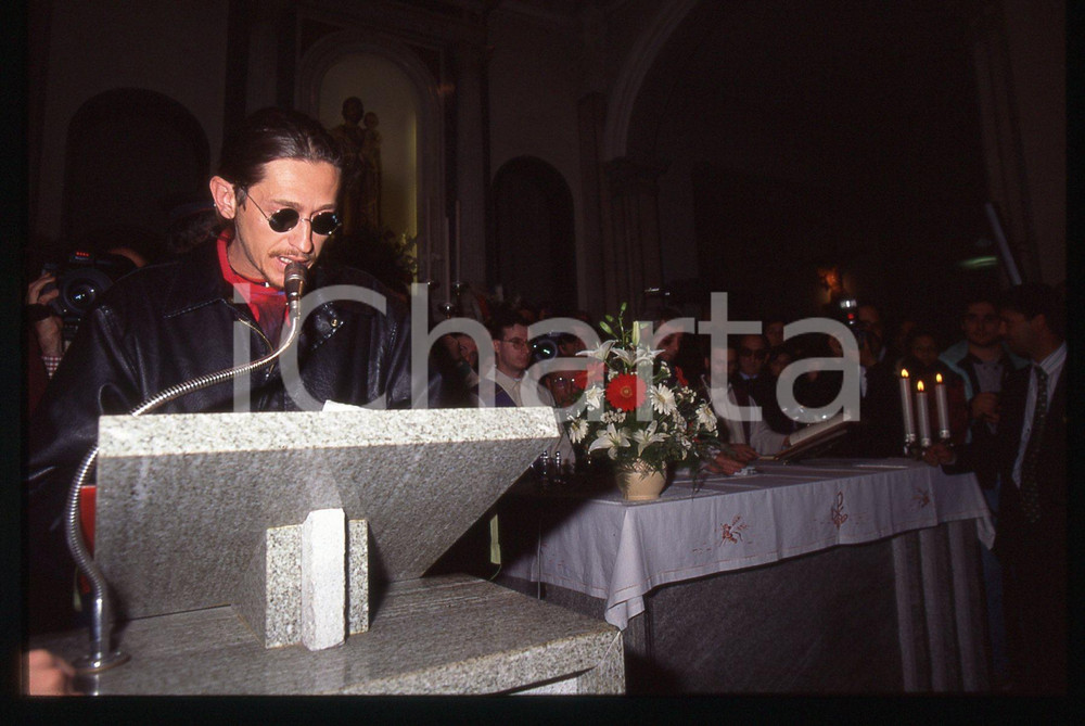 35mm vintage slide* 1995 BUSTO ARSIZIO Funerali di Mia MARTINI xxx