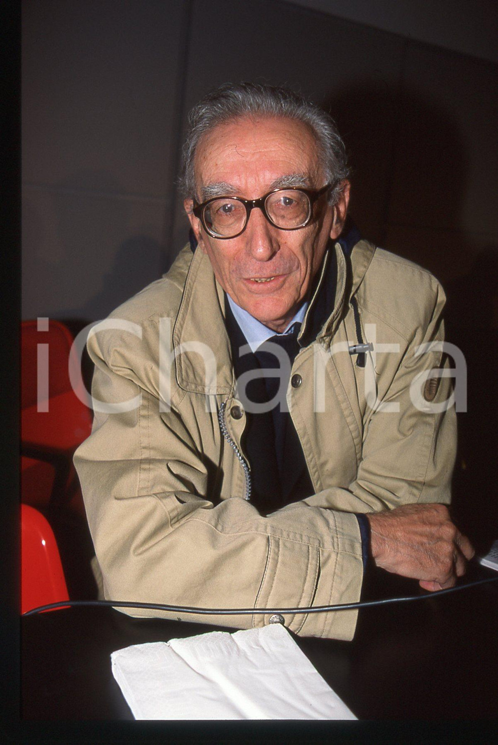 35mm vintage slide* 1995 ca COSTUME - Franco LOI Ritratto dello scrittore