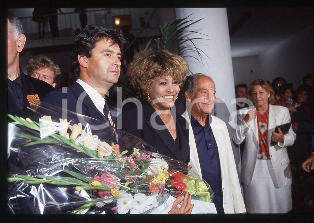 35mm vintage slide* 1996 FESTIVAL SANREMO - Tina TURNER (16)