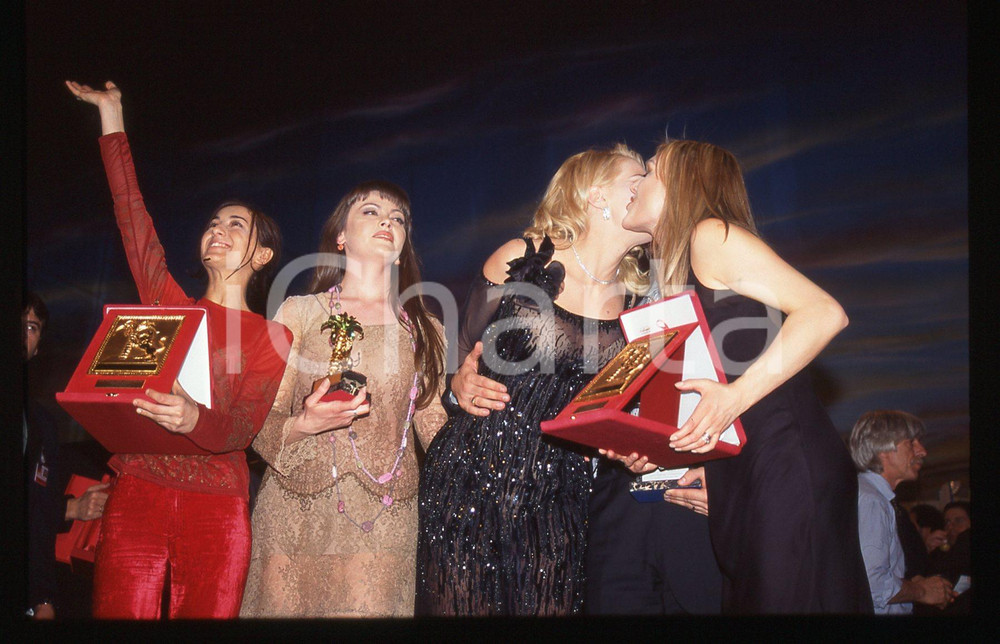 35mm vintage slide*1997 FESTIVAL SANREMO Valeria MARINI SYRIA Anna OXA JALISSE 4