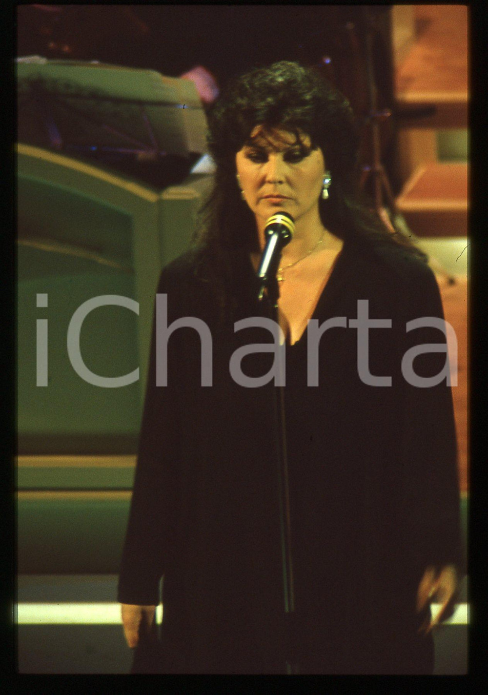 35mm vintage slide* 1994 FESTIVAL SANREMO - Claudia MORI
