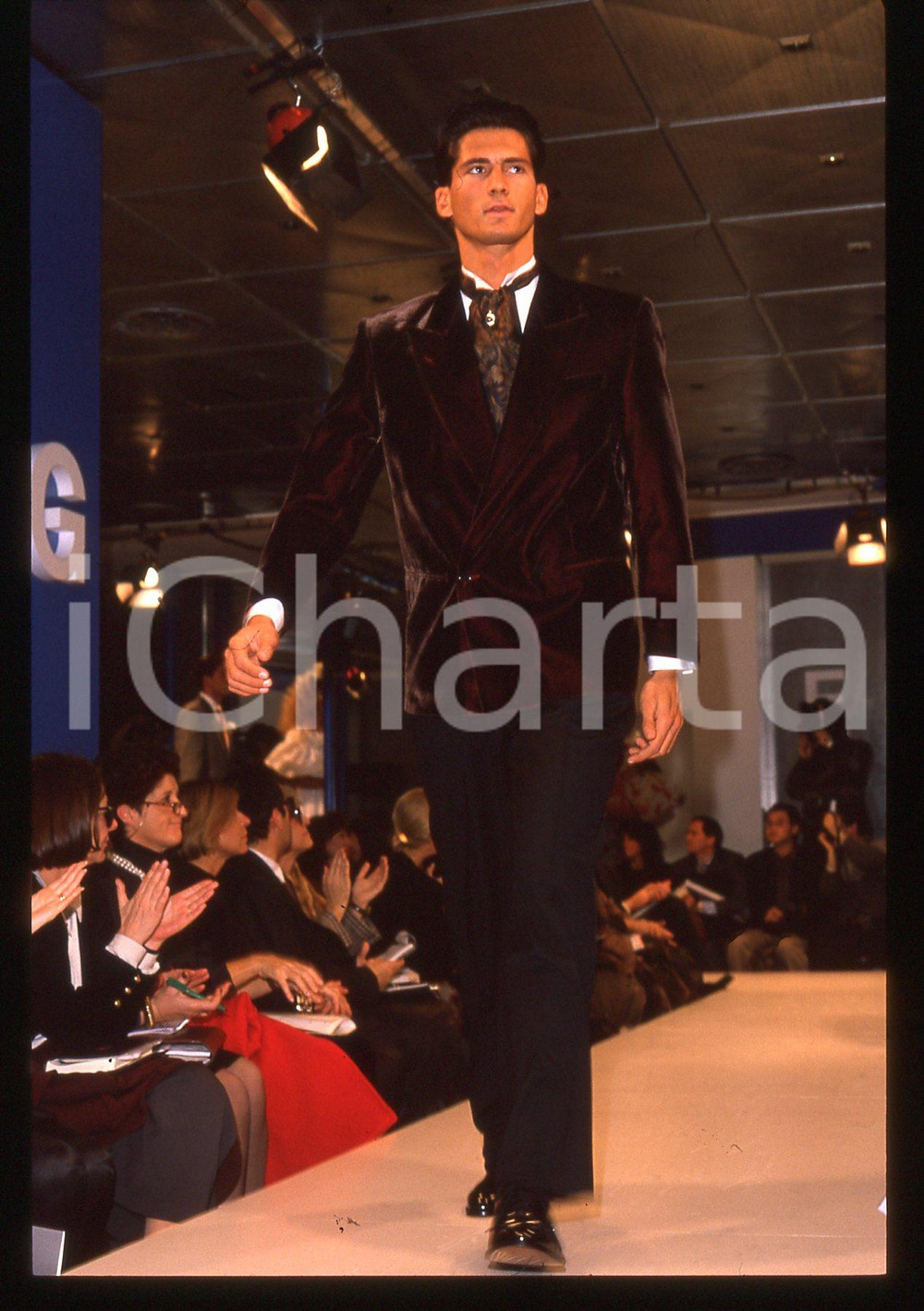 35mm vintage slide* 1989 MILANO - Sfilata Enrico COVERI Autunno-Inverno (26)