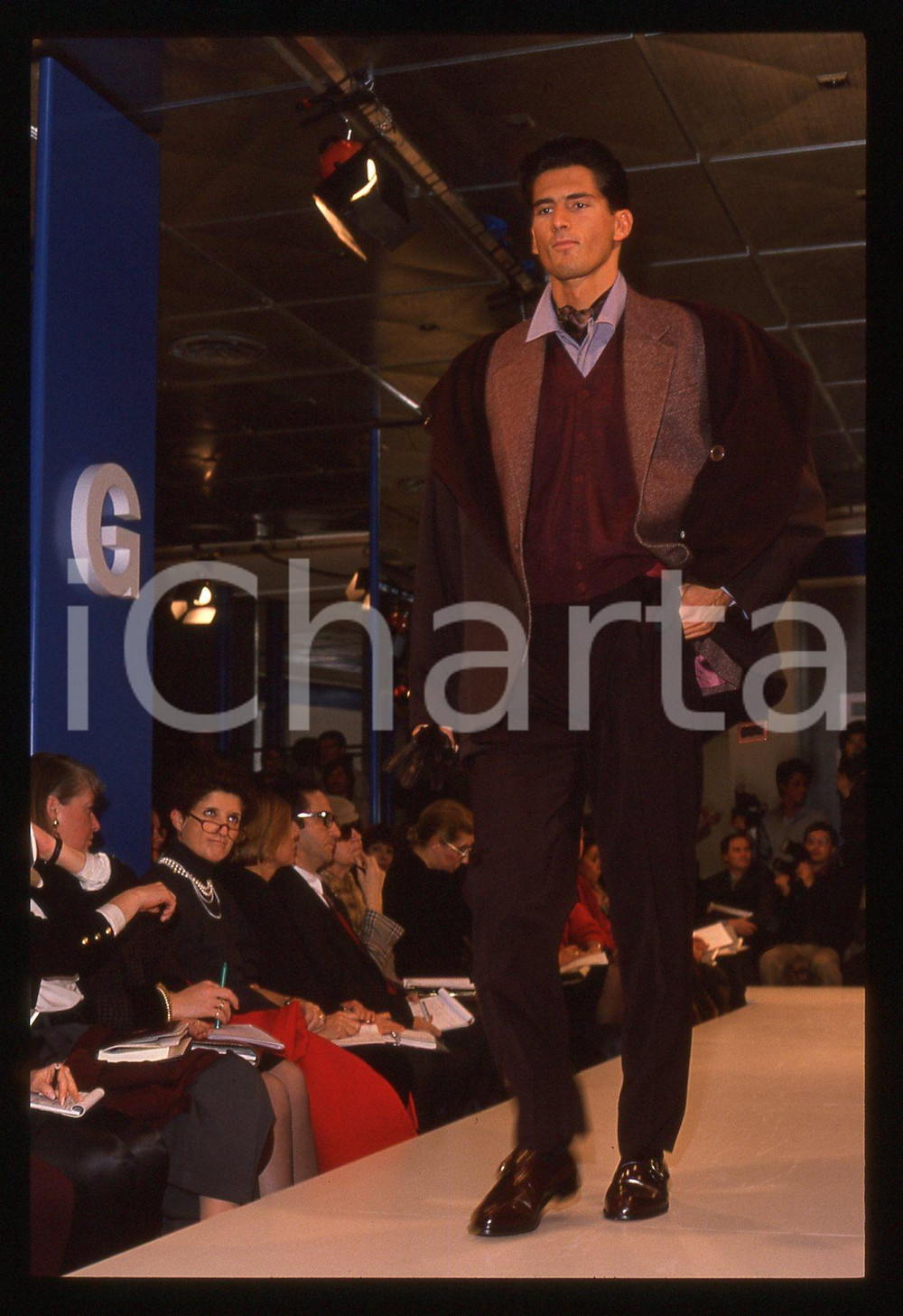35mm vintage slide* 1989 MILANO - Sfilata Enrico COVERI Autunno-Inverno (38)
