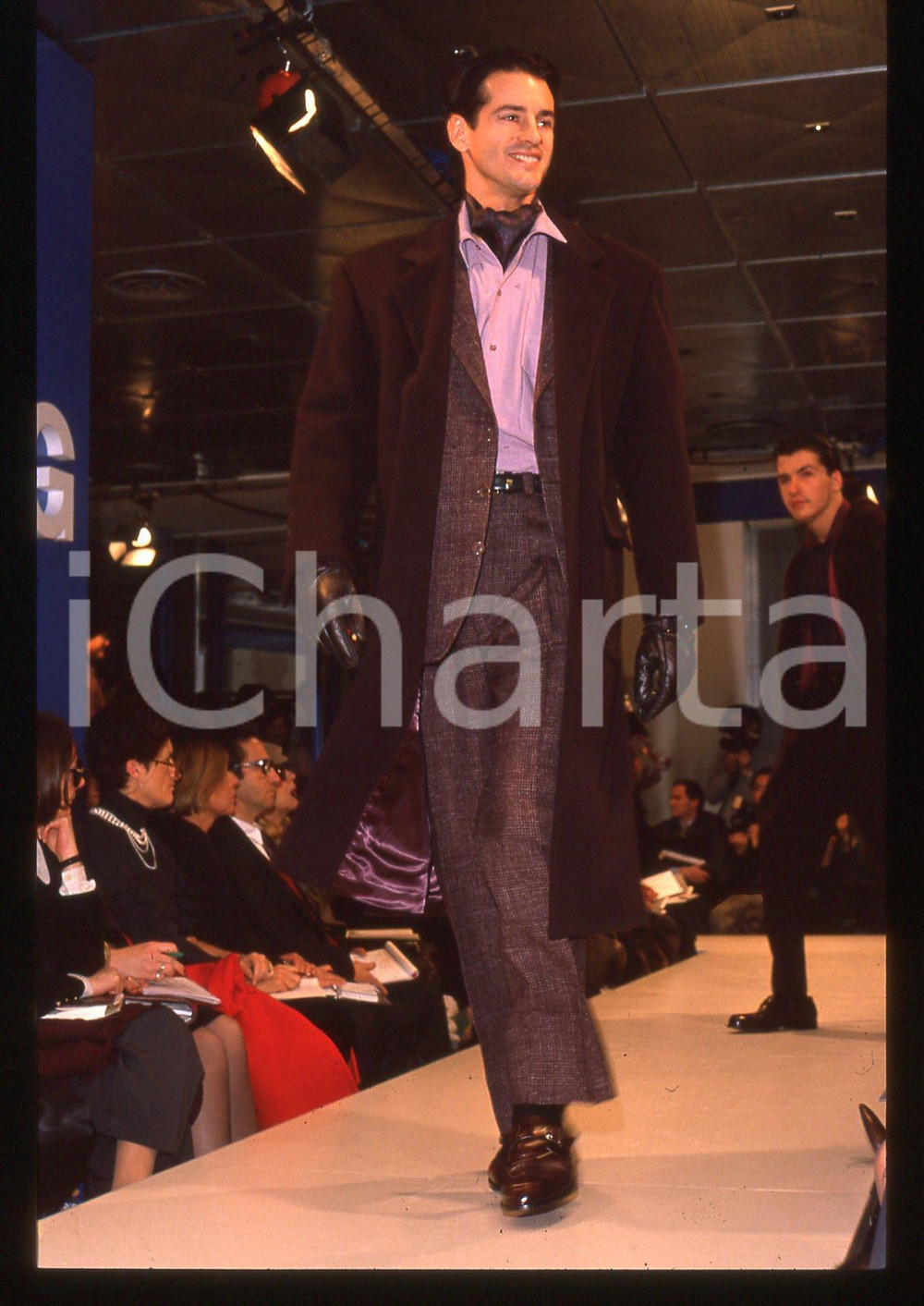 35mm vintage slide* 1989 MILANO - Sfilata Enrico COVERI Autunno-Inverno (44)