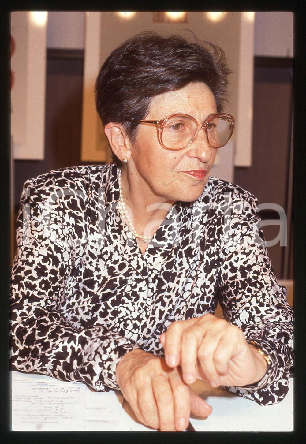 35mm vintage slide* 1987 COSTUME - Miriam MAFAI (3)