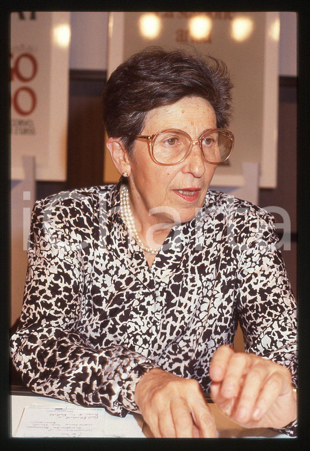 35mm vintage slide* 1987 COSTUME - Miriam MAFAI (9)