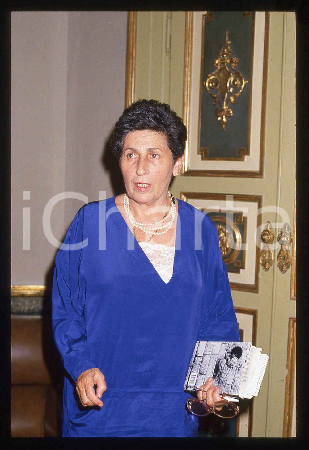 35mm vintage slide* 1987 COSTUME - Miriam MAFAI (12)