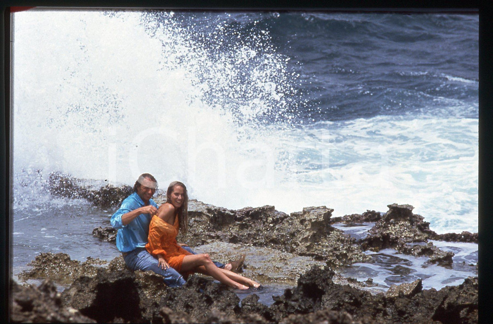 35mm vintage slide* 1987 GUADALUPA - Muriel DUBRULLE e Pierre RICHARD (12)