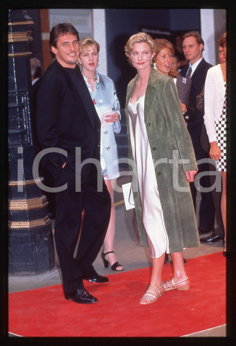 35mm vintage slide* 1995 ca COSTUME - Joely RICHARDSON e Hugh THOMPSON