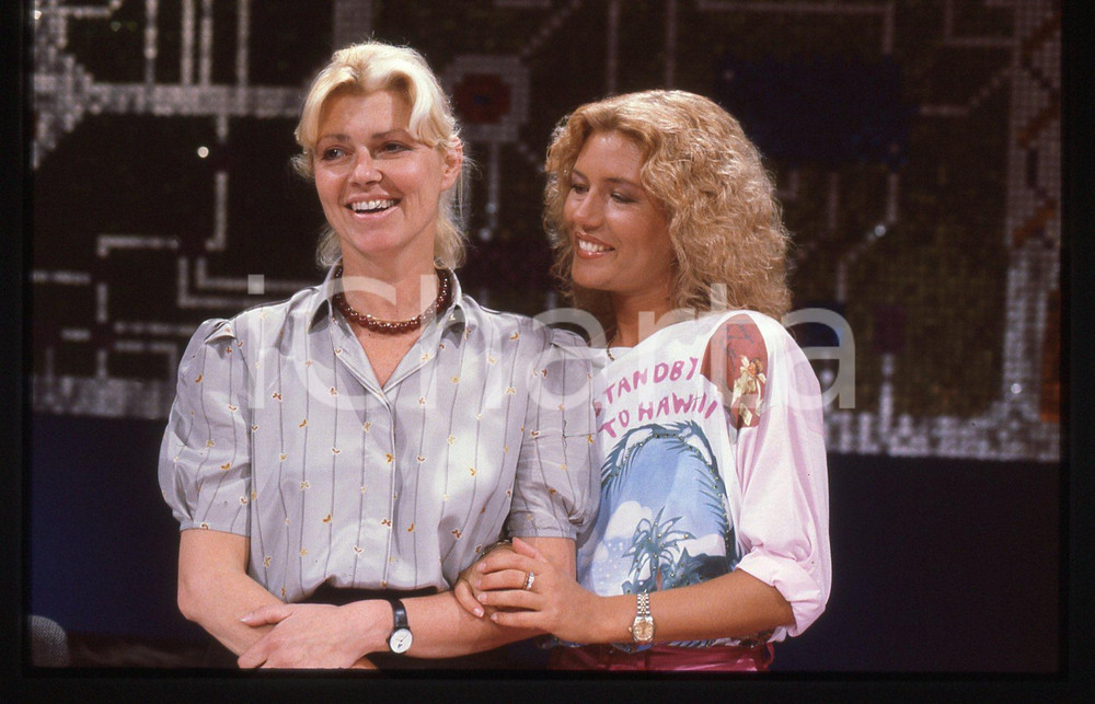 35mm vintage slide* 1984 RAI 2 CHIP - Patricia PILCHARD e Luciana VESCHI
