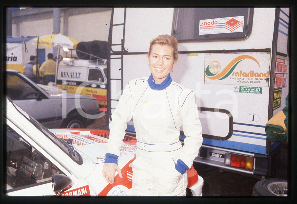 35mm vintage slide* 1990 ca COSTUME - Patricia PILCHARD