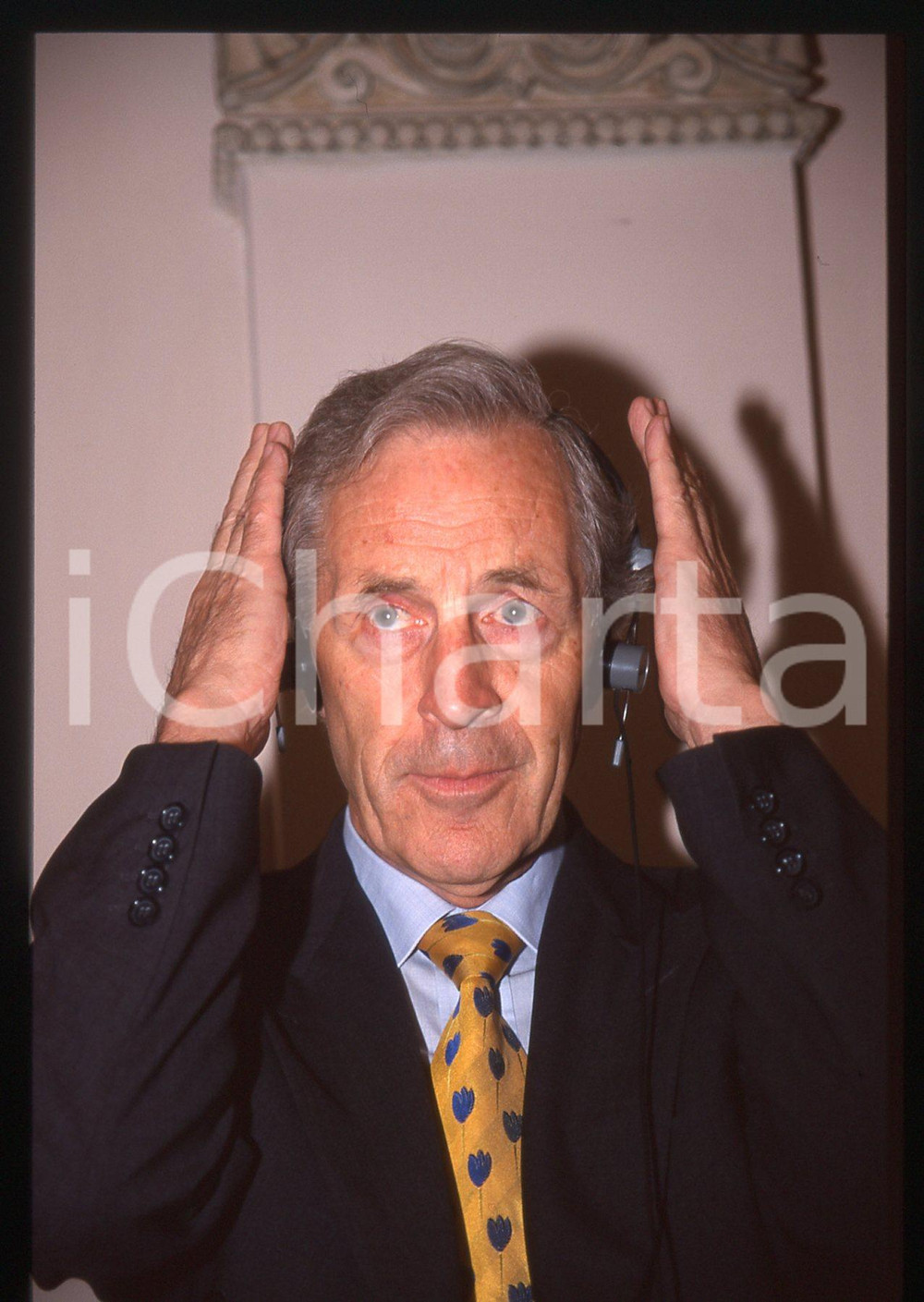 35mm vintage slide* 1990 ca COSTUME - Martin KOHLHAUSSEN (121)