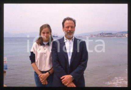 Chris MENGES & Jodhi MAY - CANNES Film Festival 1988 * 35 mm vintage slide 9