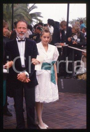 Chris MENGES & Jodhi MAY - CANNES Film Festival 1988 * 35 mm vintage slide 14