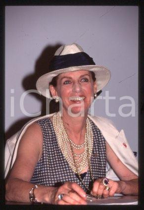 Fiore CRESPI - ITALY Portrait of an actress model 1995 ca * 35mm vintage slide 3