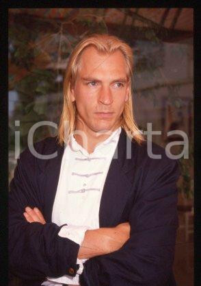 Julian SANDS CANNES Film Festival Portrait of actor 1990 * 35mm vintage slide 43