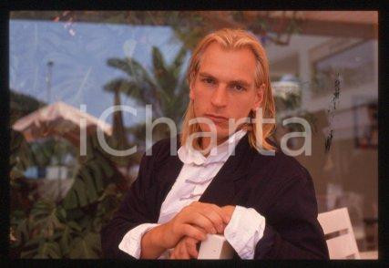 Julian SANDS CANNES Film Festival Portrait of actor 1990 * 35mm vintage slide 59