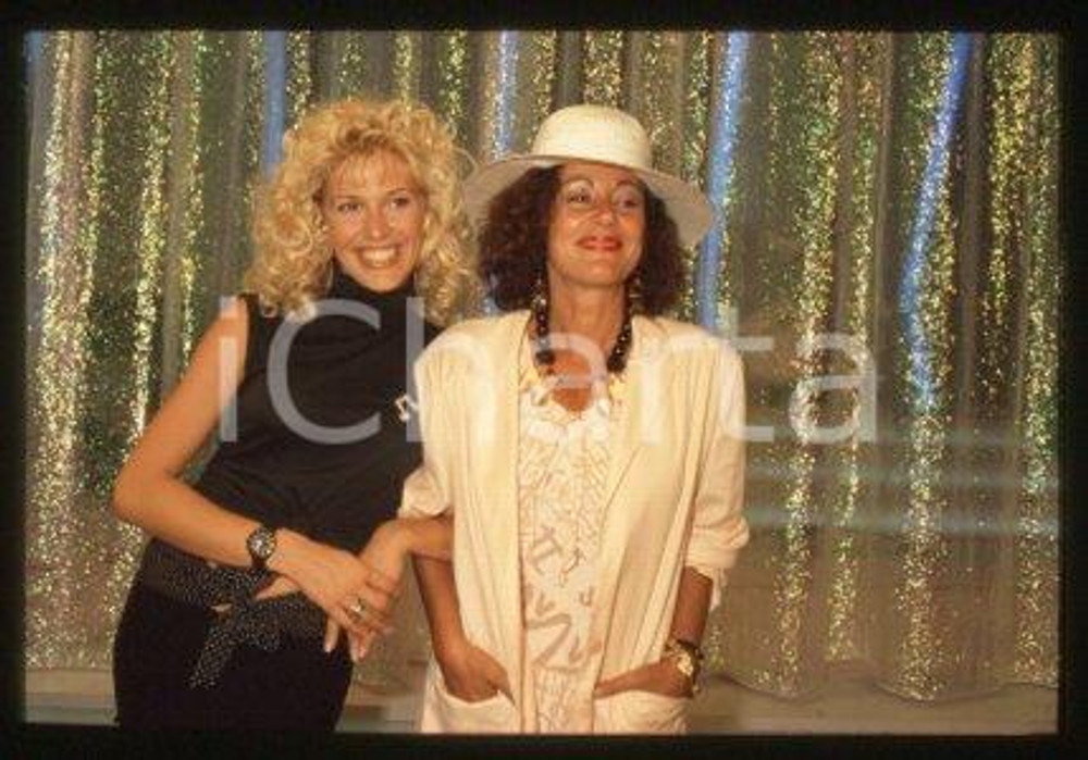 Lella ARTESI Maria Teresa RUTA RAI UNO "Italia mia" 1986 * 35mm vintage slide 7