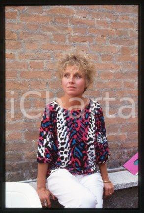 Hanna SCHYGULLA VENICE German actress chanson singer 1983 * 35mm vintage slide 2