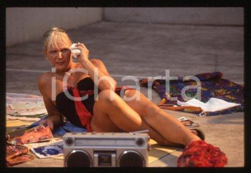 Giò STAJANO - ITALY PORTAGLI I MIEI SALUTI Actress 1993 * 35 mm vintage slide 7
