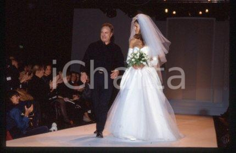 Tasha De VASCONCELOS - MILAN Fashion ROCCO BAROCCO 1998 * 35 mm vintage slide 16