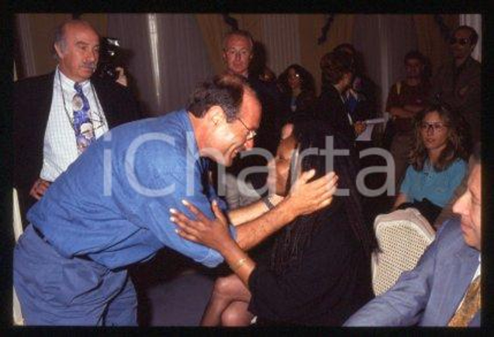 Arnon MILCHAN Whoopi GOLDBERG - CINEMA Portrait 1995 ca * 35mm vintage slide 19