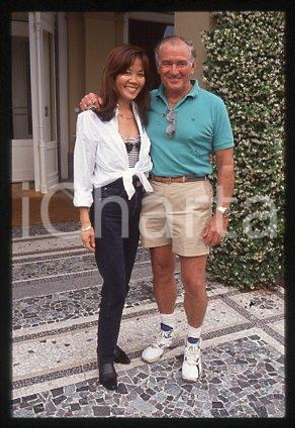 35mm vintage slide* 1999 ca ITALY Rod TAYLOR Australian actor and wife (15)