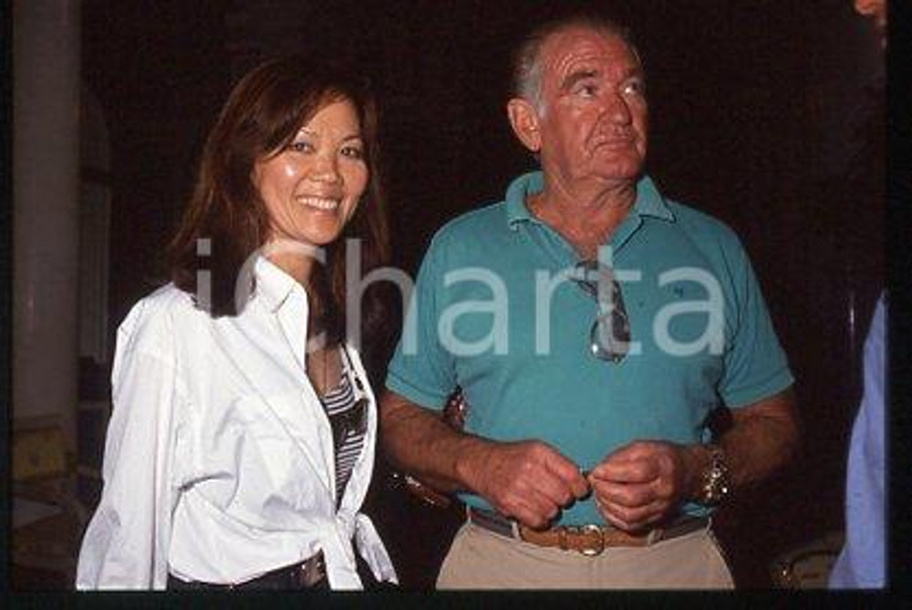 35mm vintage slide* 1999 ca ITALY Rod TAYLOR Australian actor and wife (29)