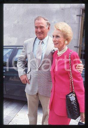 35mm vintage slide* 1999 ca ITALY Rod TAYLOR, Jennifer LEIGH (54)