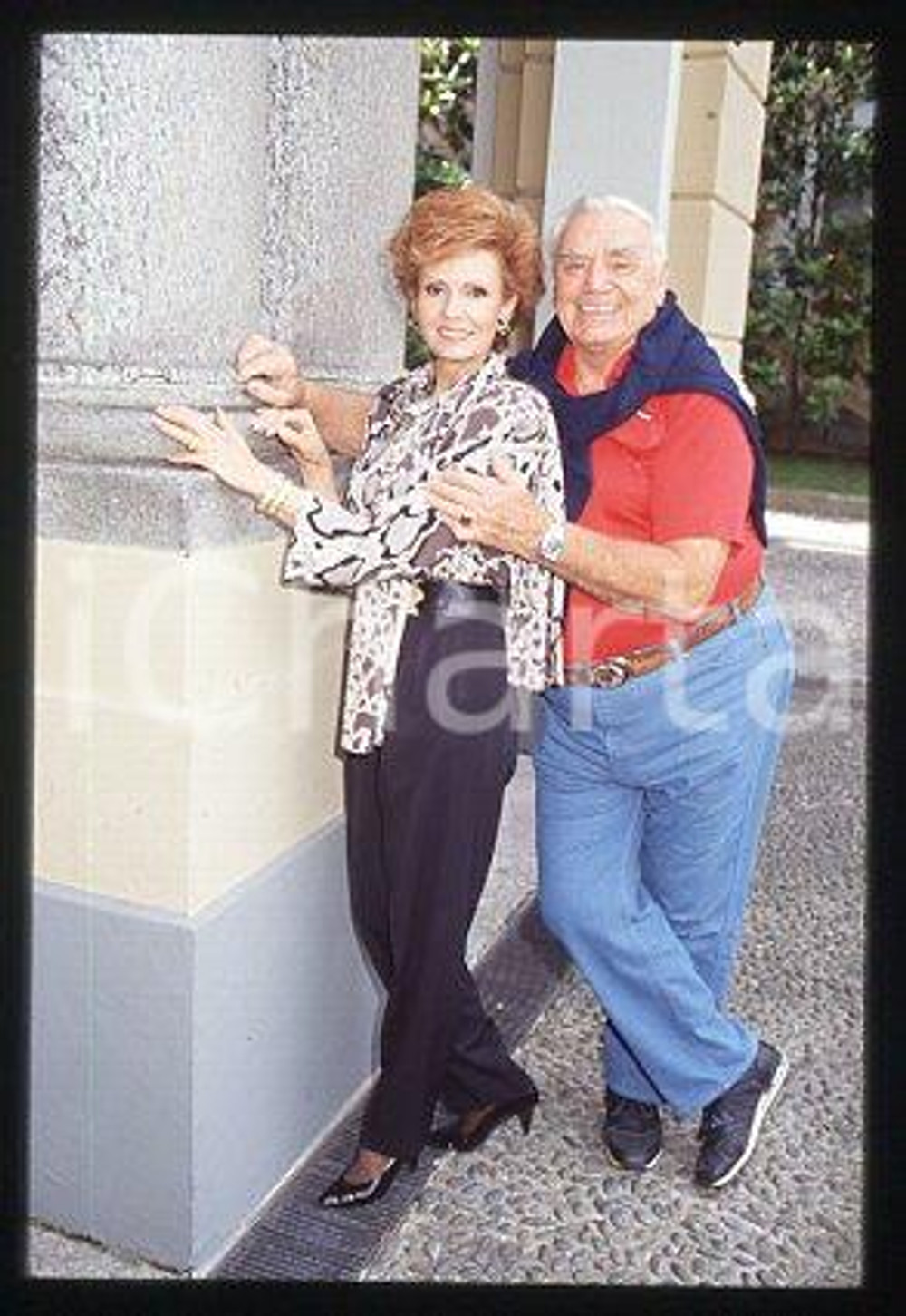35mm vintage slide* 1999 ca ITALY Ernest BORGNINE American actor and wife (97)