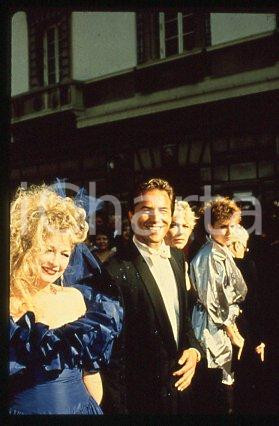 35mm vintage slide* 1989 ANNUAL EMMY AWARDS Don JOHNSON, Patti D'ARBANVILLE (88)
