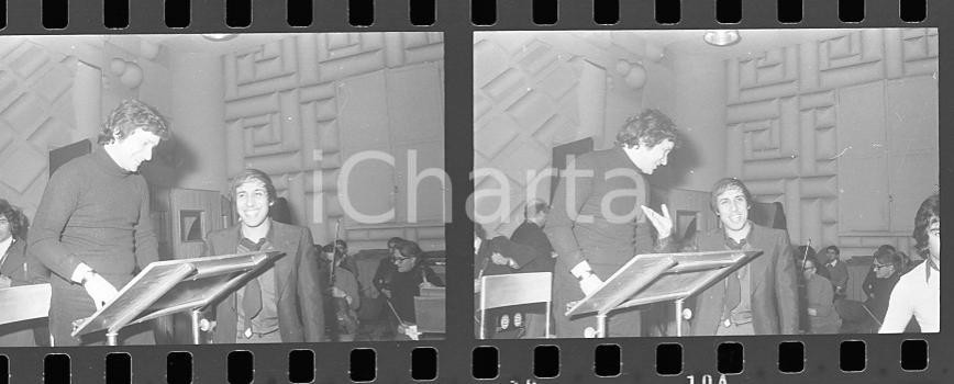 35mm LOTTO 2 NEGATIVI * 1973 SANREMO Adriano CELENTANO Alle prove con orchestra
