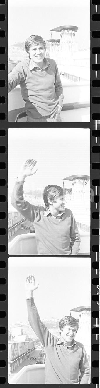 Fotografia d epoca originale 35mm LOTTO 3 NEGATIVI 1970ca T/n MICHELANGELO Gianni MORANDI Ritratto 1