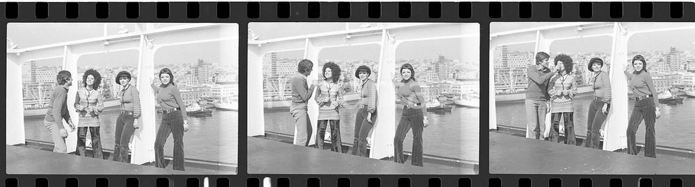 35mm LOTTO 3 NEGATIVI* 1970ca T/n MICHELANGELO Gianni MORANDI con le coriste (5)