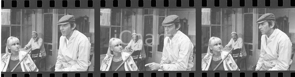 35mm LOTTO 3 NEGATIVI* 1976 RIOLO TERME Walter CHIARI Carmen VILLANI sul set