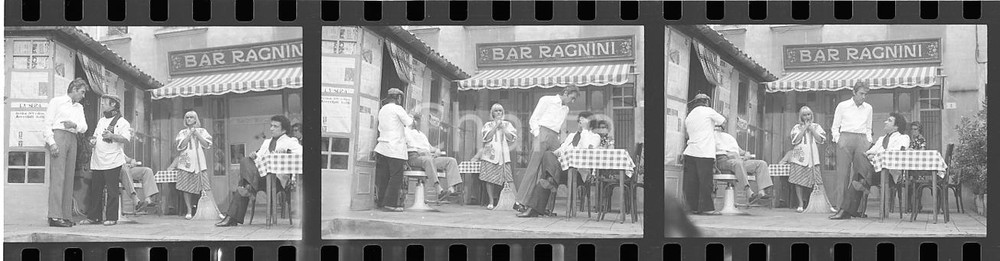 35mm LOTTO 3 NEGATIVI* 1976 RIOLO TERME Walter CHIARI Gianni CAVINA sul set (2)