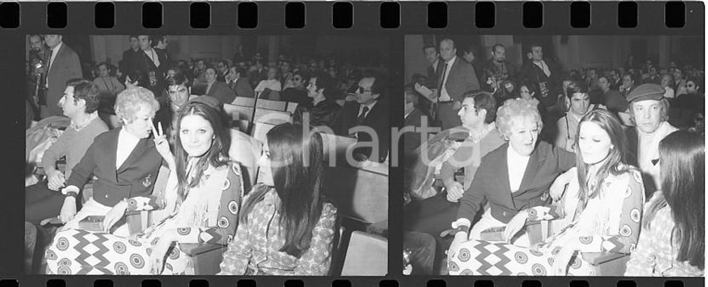 35mm LOTTO 2 NEGATIVI* 1970 FESTIVAL DI SANREMO Sandie SHAW tra il pubblico
