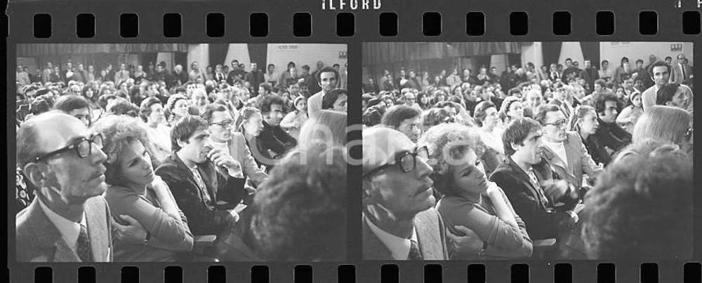 35mm LOTTO 2 NEGATIVI* 1970 FESTIVAL SANREMO Adriano CELENTANO Ornella VANONI 1