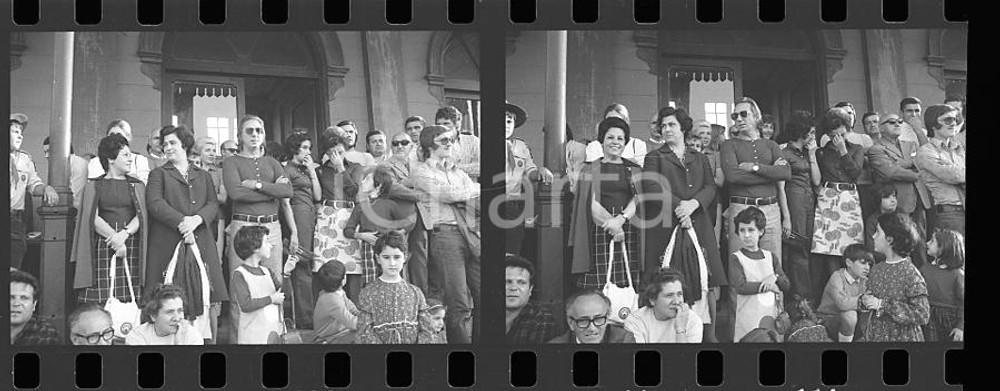 35mm LOTTO 2 NEGATIVI* 1970 ca MILANO Mike BONGIORNO all'Esposizione Canina
